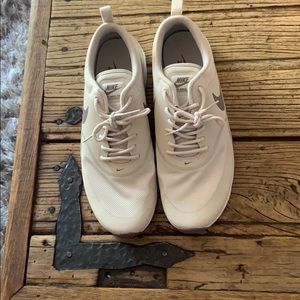 Brand new Nike Air Max Thea